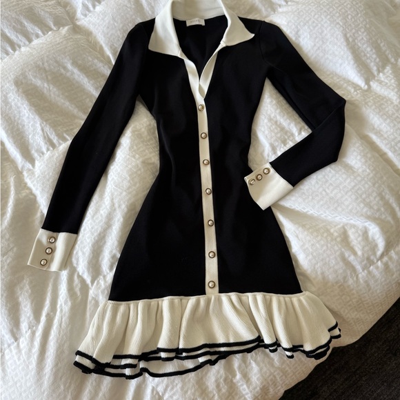 Meshki Dresses & Skirts - Meshki Black and White Sheath Dress with Notched Collar